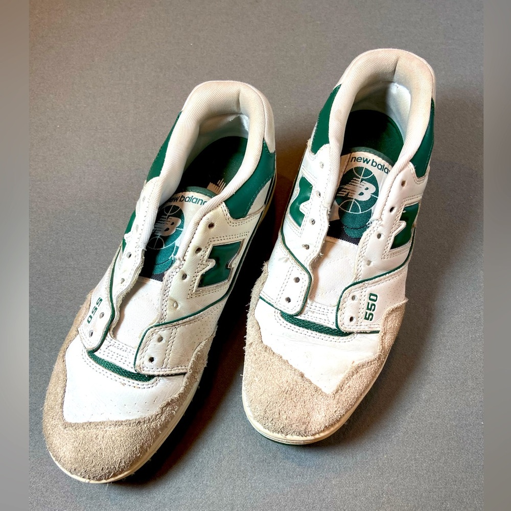 New Balance 550 Sneakers Green and White Mens US Size 8.5 EU Size 42